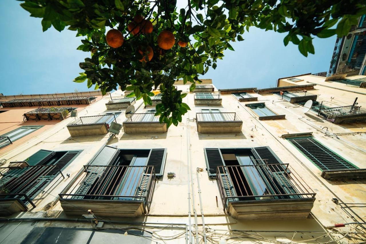Ferienwohnung Domus Gisulfo Salerno Exterior foto