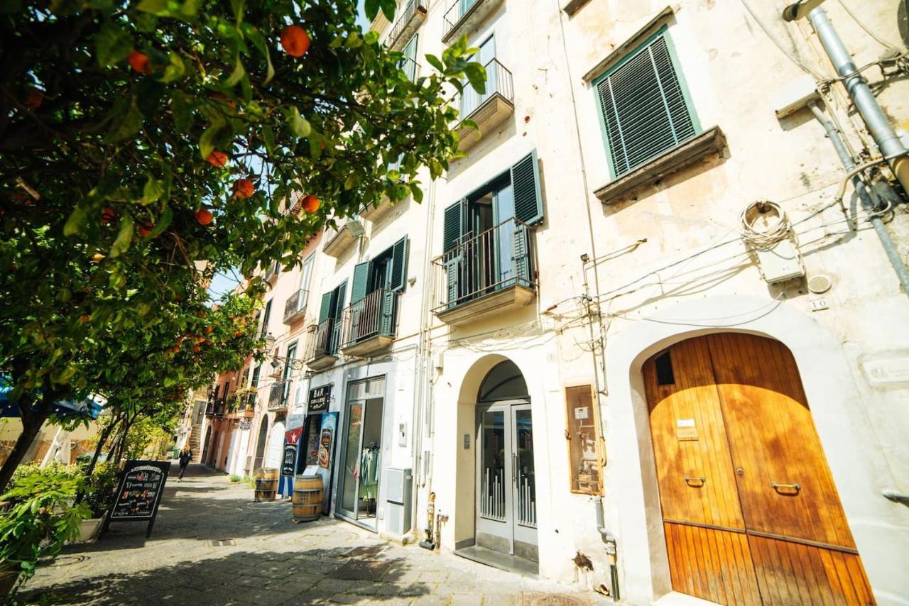 Ferienwohnung Domus Gisulfo Salerno Exterior foto