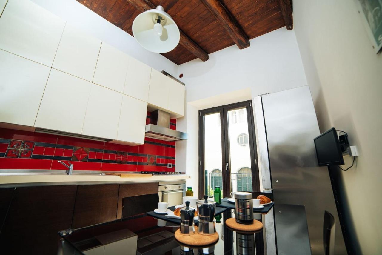 Ferienwohnung Domus Gisulfo Salerno Exterior foto